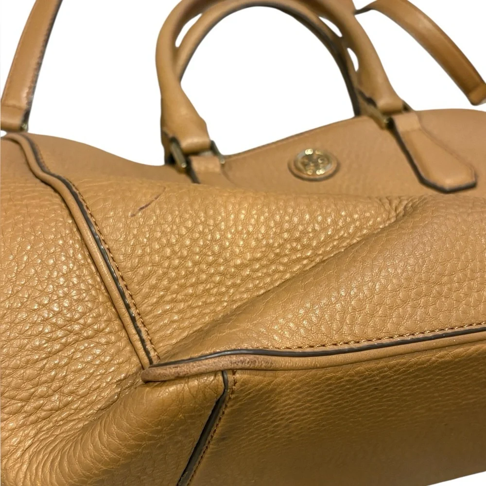 TORY BURCH Robinson Pebbled Leather Tote Bag Satchel Tan